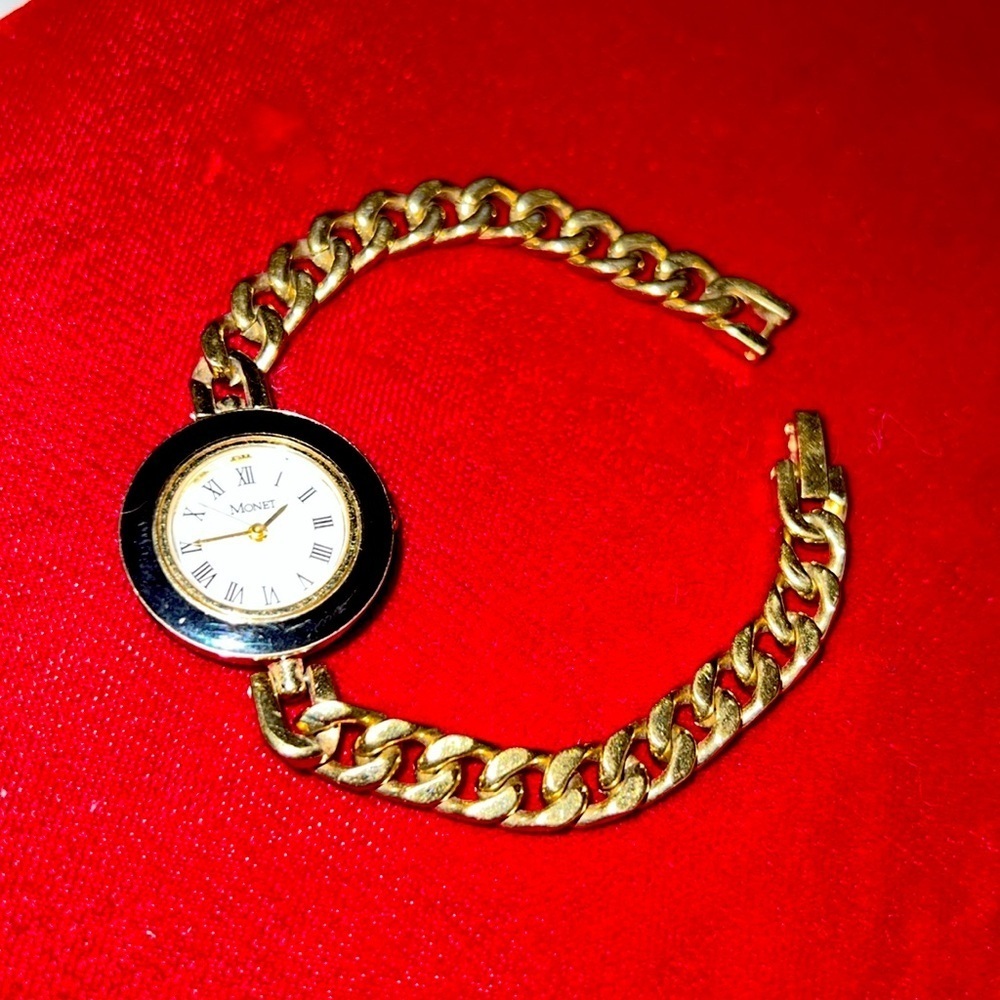 Stunning Vintage MonetLadies Watch